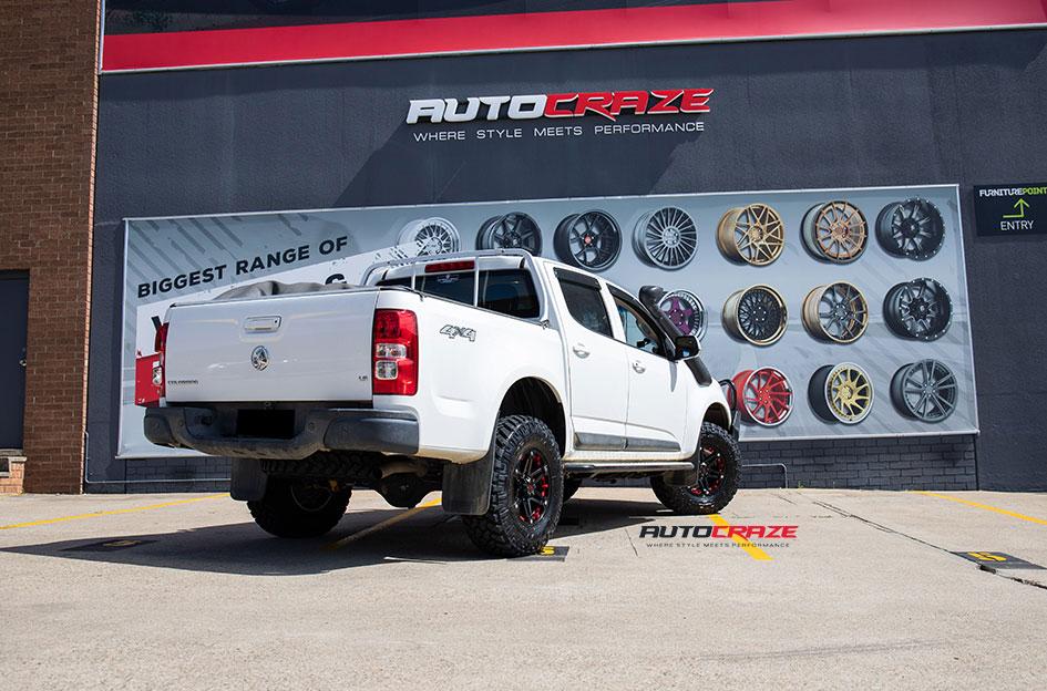 HOLDEN COLORADO T01 SATIN BLACK WITH RED INSERTS